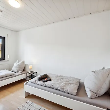 Апартаменты Work & House With Garden In Ханау-на-Майне
